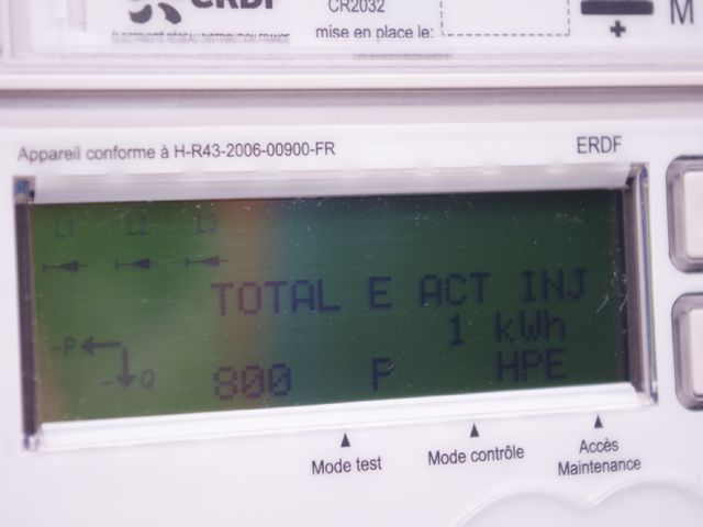 Le premier kWh produit à la Ferme d'Escoums